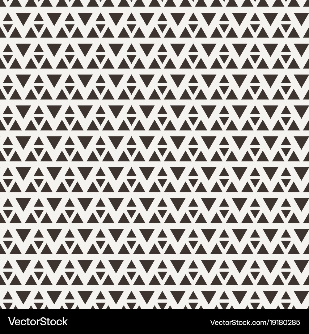Seamless triangle halftone gradient pattern vector image
