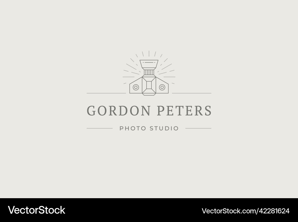 Minimalist shooting vintage camera bright vector image