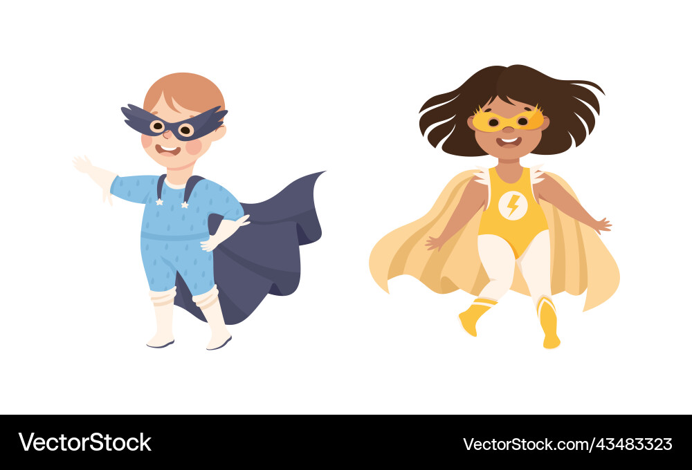 Kleiner Junge und Mädchen tragen Kostüm von superhero Kleiner Junge und Mädchen tragen Kostüm von superhero Vektorbild