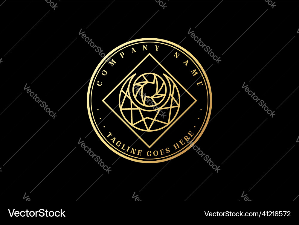 Goldene Mond Sonne Mosaik Kristall für Astrologie Goldene Mond Sonne Mosaik Kristall für Astrologie vektorbild