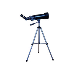 Realistic telescope on a tripod vector