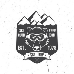 Retro Ski Club Badge - Bear Vector Image