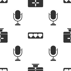 set computer monitor like and heart vector image